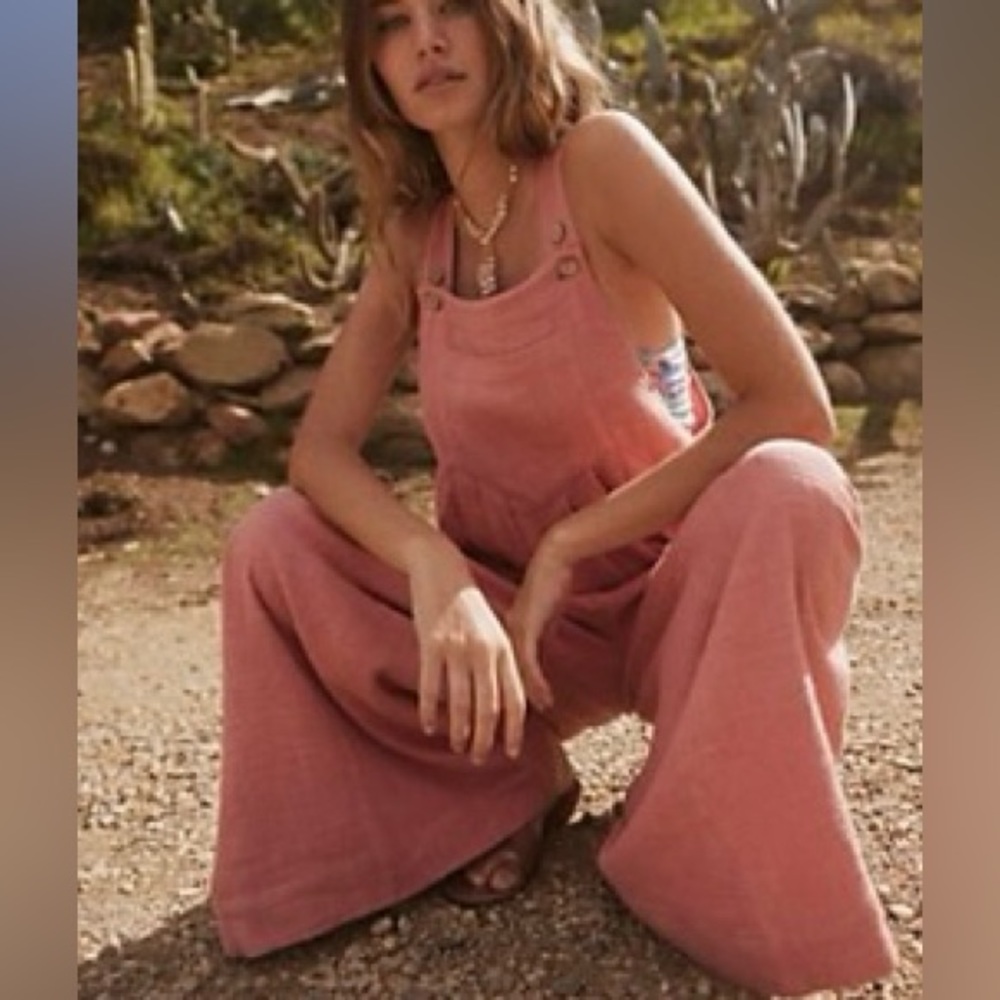 Free People Jumper… Beautiful. Excellent conditions